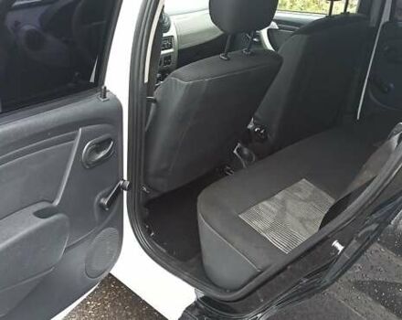 Белый Дачия Сандеро, объемом двигателя 1.1 л и пробегом 340 тыс. км за 3600 $, фото 8 на Automoto.ua