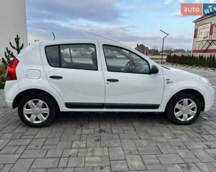 Белый Дачия Сандеро, объемом двигателя 1.2 л и пробегом 178 тыс. км за 4750 $, фото 21 на Automoto.ua