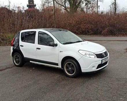 Белый Дачия Сандеро, объемом двигателя 1.1 л и пробегом 340 тыс. км за 3600 $, фото 4 на Automoto.ua