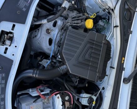 Дачия Сандеро 2012 в Кролевце на Automoto.ua Белый Дачия Сандеро, объемом двигателя 1.6 л и пробегом 180 тыс. км за 6300 $, фото 7 на Automoto.ua