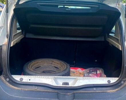 Білий Дачія Sandero, об'ємом двигуна 1.1 л та пробігом 281 тис. км за 3100 $, фото 2 на Automoto.ua