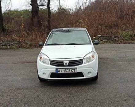 Белый Дачия Сандеро, объемом двигателя 1.1 л и пробегом 340 тыс. км за 3600 $, фото 5 на Automoto.ua