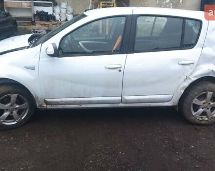 Белый Дачия Сандеро, объемом двигателя 1.2 л и пробегом 155 тыс. км за 1777 $, фото 2 на Automoto.ua