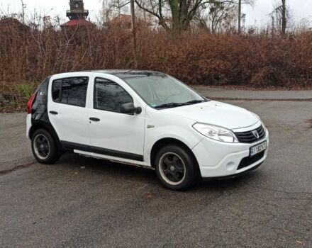 Белый Дачия Сандеро, объемом двигателя 1.1 л и пробегом 340 тыс. км за 3600 $, фото 5 на Automoto.ua