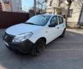 Белый Дачия Сандеро, объемом двигателя 1.1 л и пробегом 305 тыс. км за 2650 $, фото 1 на Automoto.ua