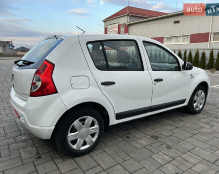 Белый Дачия Сандеро, объемом двигателя 1.2 л и пробегом 178 тыс. км за 4750 $, фото 18 на Automoto.ua