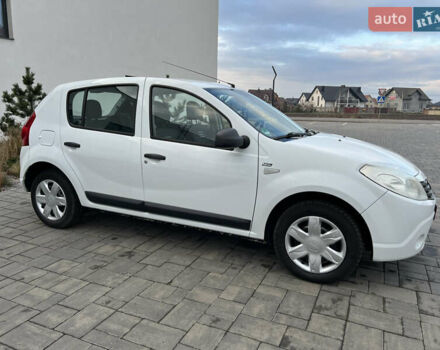 Белый Дачия Сандеро, объемом двигателя 1.2 л и пробегом 178 тыс. км за 4750 $, фото 23 на Automoto.ua