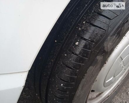 Белый Дачия Сандеро, объемом двигателя 1.1 л и пробегом 210 тыс. км за 4300 $, фото 4 на Automoto.ua