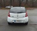Белый Дачия Сандеро, объемом двигателя 1.1 л и пробегом 340 тыс. км за 3600 $, фото 2 на Automoto.ua