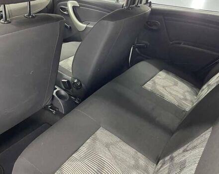 Белый Дачия Сандеро, объемом двигателя 1.2 л и пробегом 133 тыс. км за 4900 $, фото 3 на Automoto.ua