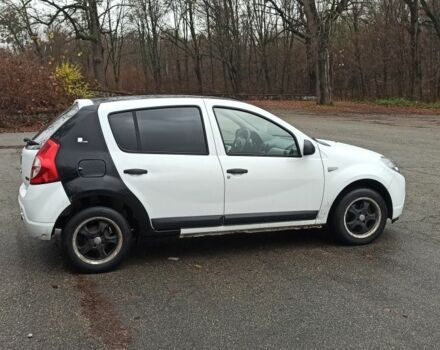 Белый Дачия Сандеро, объемом двигателя 1.1 л и пробегом 340 тыс. км за 3600 $, фото 4 на Automoto.ua