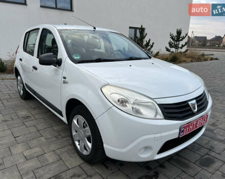 Белый Дачия Сандеро, объемом двигателя 1.2 л и пробегом 178 тыс. км за 4750 $, фото 25 на Automoto.ua
