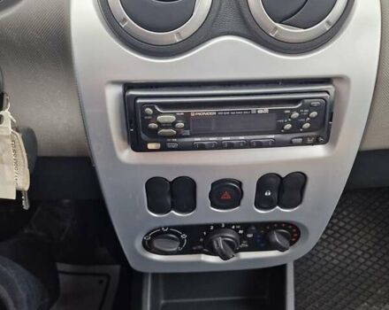 Белый Дачия Сандеро, объемом двигателя 1.2 л и пробегом 133 тыс. км за 4900 $, фото 9 на Automoto.ua