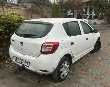 Белый Дачия Сандеро, объемом двигателя 1.15 л и пробегом 300 тыс. км за 3300 $, фото 3 на Automoto.ua