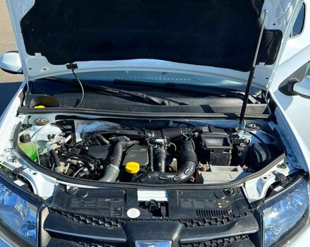 Белый Дачия Сандеро, объемом двигателя 1.5 л и пробегом 186 тыс. км за 5950 $, фото 5 на Automoto.ua