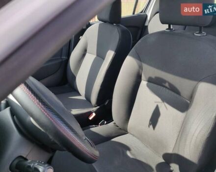 Белый Дачия Сандеро, объемом двигателя 1.2 л и пробегом 115 тыс. км за 4600 $, фото 5 на Automoto.ua