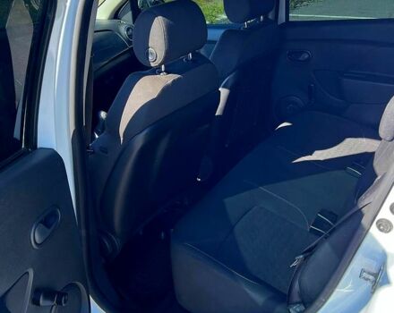 Белый Дачия Сандеро, объемом двигателя 1.5 л и пробегом 186 тыс. км за 5950 $, фото 2 на Automoto.ua