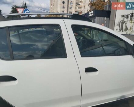 Білий Дачія Sandero, об'ємом двигуна 0.9 л та пробігом 210 тис. км за 4800 $, фото 5 на Automoto.ua