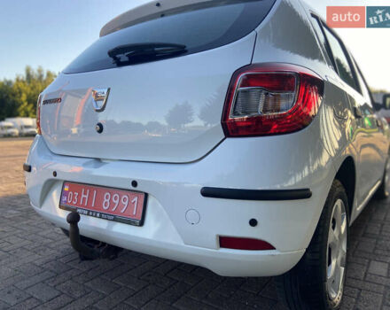 Білий Дачія Sandero, об'ємом двигуна 0 л та пробігом 231 тис. км за 4550 $, фото 8 на Automoto.ua