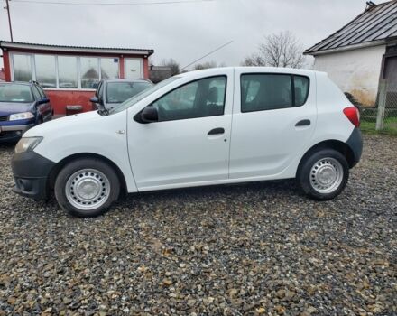 Белый Дачия Сандеро, объемом двигателя 1.2 л и пробегом 200 тыс. км за 3800 $, фото 3 на Automoto.ua