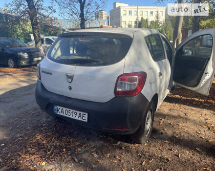 Білий Дачія Sandero, об'ємом двигуна 1.15 л та пробігом 200 тис. км за 3300 $, фото 2 на Automoto.ua