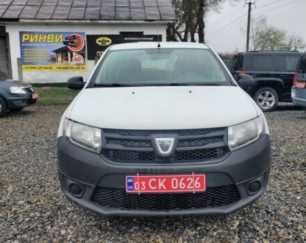 Белый Дачия Сандеро, объемом двигателя 1.2 л и пробегом 200 тыс. км за 3800 $, фото 1 на Automoto.ua