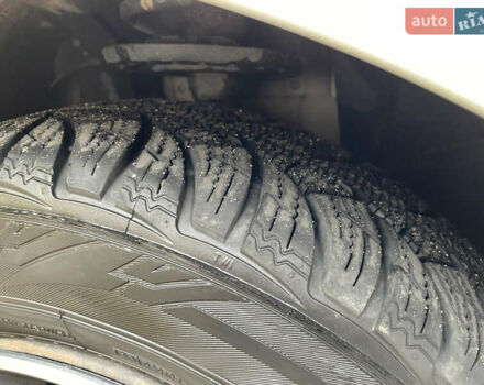 Белый Дачия Сандеро, объемом двигателя 0.9 л и пробегом 127 тыс. км за 5250 $, фото 22 на Automoto.ua