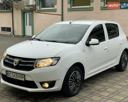 Белый Дачия Сандеро, объемом двигателя 0.9 л и пробегом 127 тыс. км за 5250 $, фото 8 на Automoto.ua
