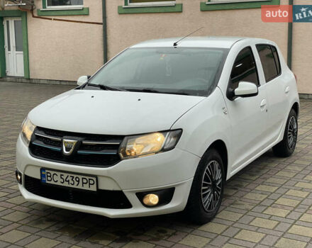 Белый Дачия Сандеро, объемом двигателя 0.9 л и пробегом 127 тыс. км за 5250 $, фото 6 на Automoto.ua
