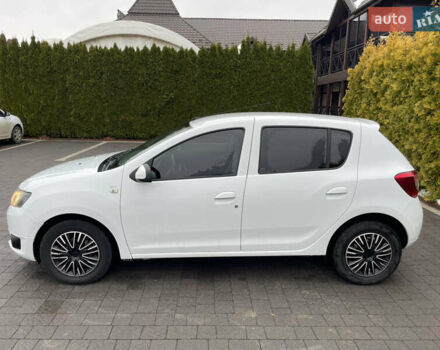 Белый Дачия Сандеро, объемом двигателя 0.9 л и пробегом 127 тыс. км за 4900 $, фото 11 на Automoto.ua