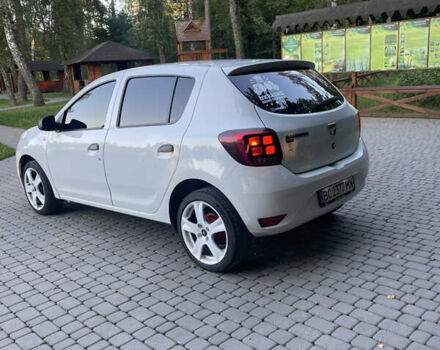 Білий Дачія Sandero, об'ємом двигуна 1 л та пробігом 99 тис. км за 8300 $, фото 6 на Automoto.ua