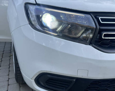 Білий Дачія Sandero, об'ємом двигуна 1 л та пробігом 99 тис. км за 8300 $, фото 31 на Automoto.ua