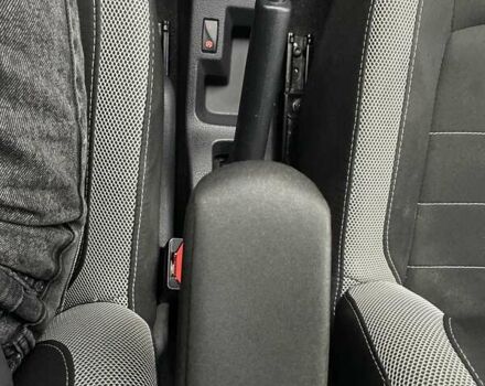 Белый Дачия Сандеро, объемом двигателя 1 л и пробегом 60 тыс. км за 8500 $, фото 23 на Automoto.ua