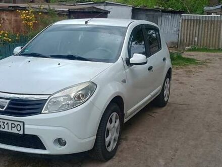 Дачія Sandero 2008 у Козельце на Automoto.ua Білий Дачія Sandero, об'ємом двигуна 1.39 л та пробігом 240 тис. км за 3800 $, фото 1 на Automoto.ua