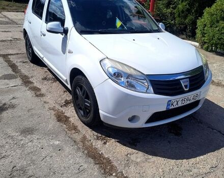 Білий Дачія Sandero, об'ємом двигуна 1.6 л та пробігом 229 тис. км за 5100 $, фото 1 на Automoto.ua