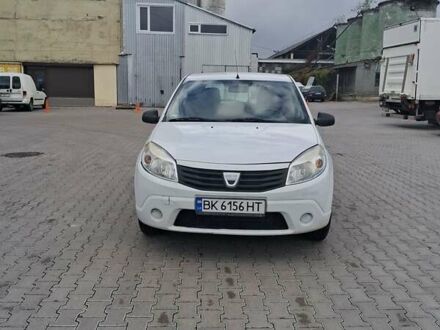 Дачия Сандеро 2009 в Ровно на Automoto.ua Белый Дачия Сандеро, объемом двигателя 1.4 л и пробегом 227 тыс. км за 3700 $, фото 1 на Automoto.ua