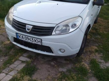 Дачія Sandero 2009 у Черкасах на Automoto.ua Білий Дачія Sandero, об'ємом двигуна 0 л та пробігом 400 тис. км за 3300 $, фото 1 на Automoto.ua