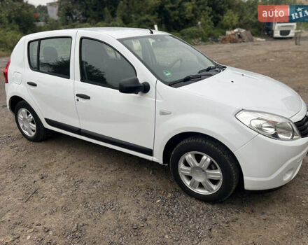 Білий Дачія Sandero, об'ємом двигуна 1.2 л та пробігом 142 тис. км за 4650 $, фото 1 на Automoto.ua