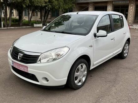 Білий Дачія Sandero, об'ємом двигуна 1.6 л та пробігом 147 тис. км за 5900 $, фото 1 на Automoto.ua