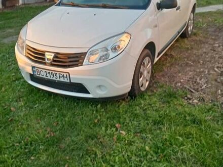 Білий Дачія Sandero, об'ємом двигуна 1.2 л та пробігом 230 тис. км за 3700 $, фото 1 на Automoto.ua