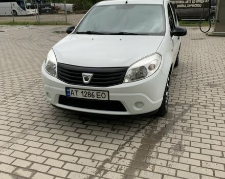 Білий Дачія Sandero, об'ємом двигуна 1.1 л та пробігом 113 тис. км за 4900 $, фото 1 на Automoto.ua