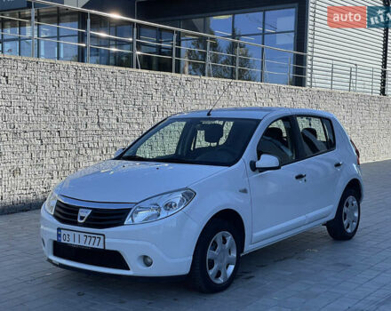 Білий Дачія Sandero, об'ємом двигуна 1.2 л та пробігом 172 тис. км за 4899 $, фото 1 на Automoto.ua