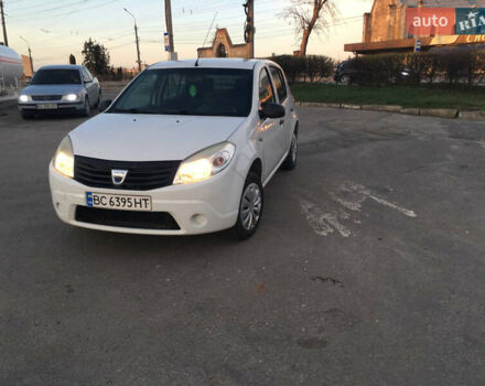 Білий Дачія Sandero, об'ємом двигуна 1.1 л та пробігом 185 тис. км за 4200 $, фото 1 на Automoto.ua
