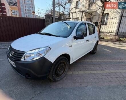 Білий Дачія Sandero, об'ємом двигуна 1.15 л та пробігом 305 тис. км за 2950 $, фото 1 на Automoto.ua