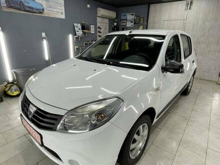 Дачія Sandero 2012 у Львові на Automoto.ua Білий Дачія Sandero, об'ємом двигуна 1.2 л та пробігом 133 тис. км за 4900 $, фото 1 на Automoto.ua