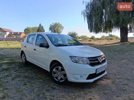 Дачія Sandero 2013 у Верхнеднепровске на Automoto.ua Білий Дачія Sandero, об'ємом двигуна 1.15 л та пробігом 206 тис. км за 5100 $, фото 1 на Automoto.ua