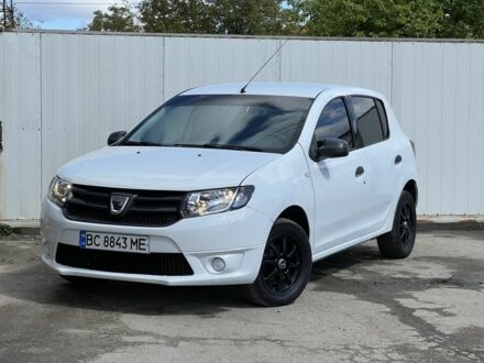 Дачія Sandero 2013 у Дрогобичі на Automoto.ua Білий Дачія Sandero, об'ємом двигуна 1.1 л та пробігом 200 тис. км за 3999 $, фото 1 на Automoto.ua