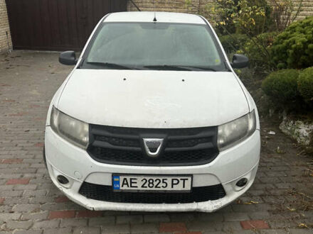 Белый Дачия Сандеро, объемом двигателя 1.15 л и пробегом 300 тыс. км за 3300 $, фото 1 на Automoto.ua