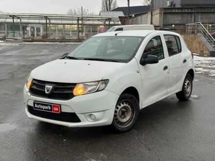 Білий Дачія Sandero, об'ємом двигуна 1.4 л та пробігом 296 тис. км за 3990 $, фото 1 на Automoto.ua