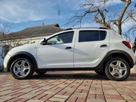 Дачія Sandero 2015 у Смеле на Automoto.ua Білий Дачія Sandero, об'ємом двигуна 1.5 л та пробігом 205 тис. км за 7777 $, фото 1 на Automoto.ua